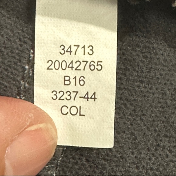 Duluth Trading women's Black Hills Water-Repellent Pants, size 18/31, lined - Picture 12 of 16